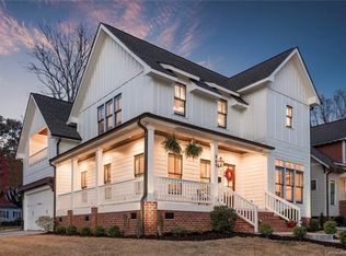 909 Lunsford Place, Charlotte, NC 28205