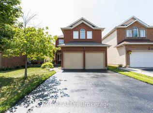118 Finn Ct, Ottawa, ON K1V2C8