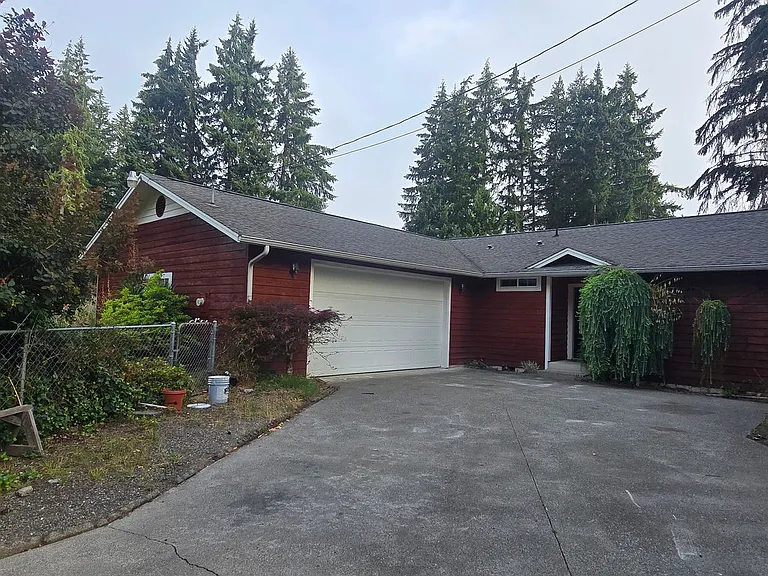 11 E Eld Pl — Photo 2