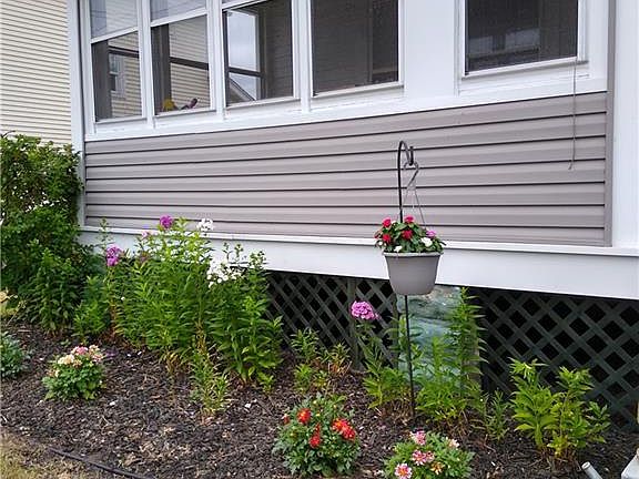 5th image of 8 Lyman Ave