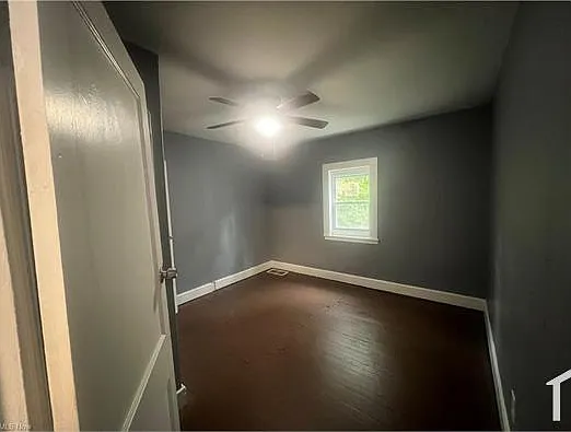 3 bed, $1,000 — Photo 4