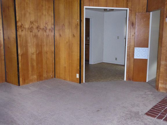 2nd image of 1037 Westgate Dr