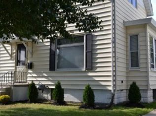 163 Clinton St, Mount Clemens, MI 48043