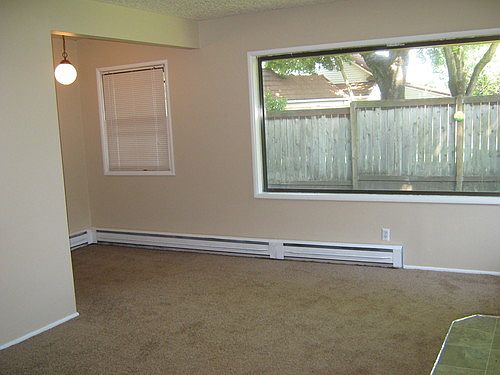 2nd image of 920 T St
