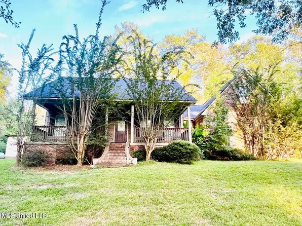 215 Trudy Ln, Florence, MS 39073