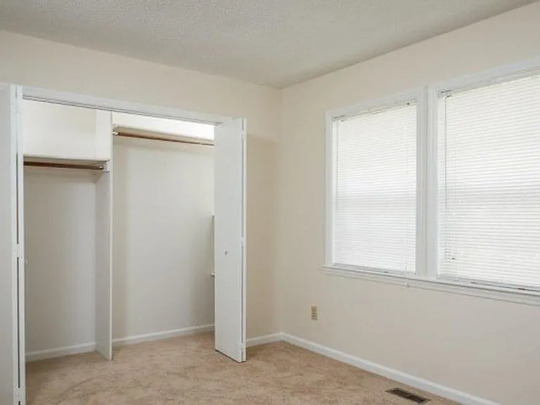 122 Marlowe Ct — Photo 14