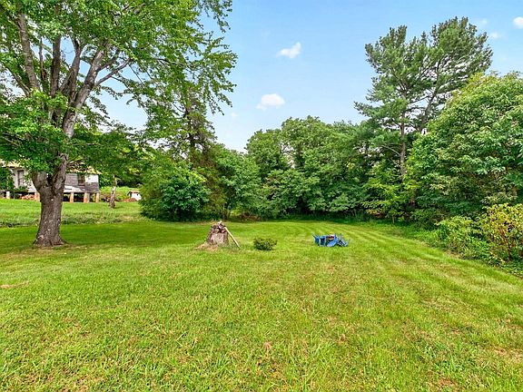 3rd image of 31 Capel Ln