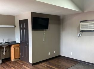 804 Elk St #204, Alexander, ND 58831