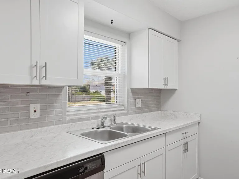 3750 S Atlantic Ave #18 — Photo 4