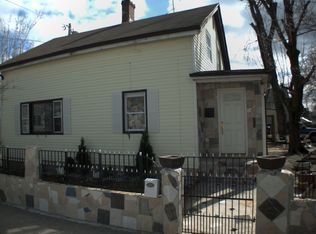 34 Anthony Ave, Providence, RI 02907