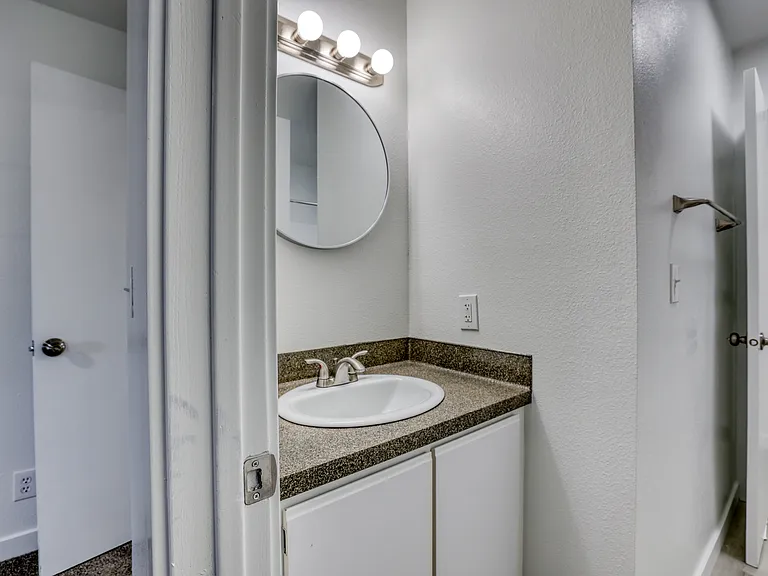 Maple Grove — Photo 14