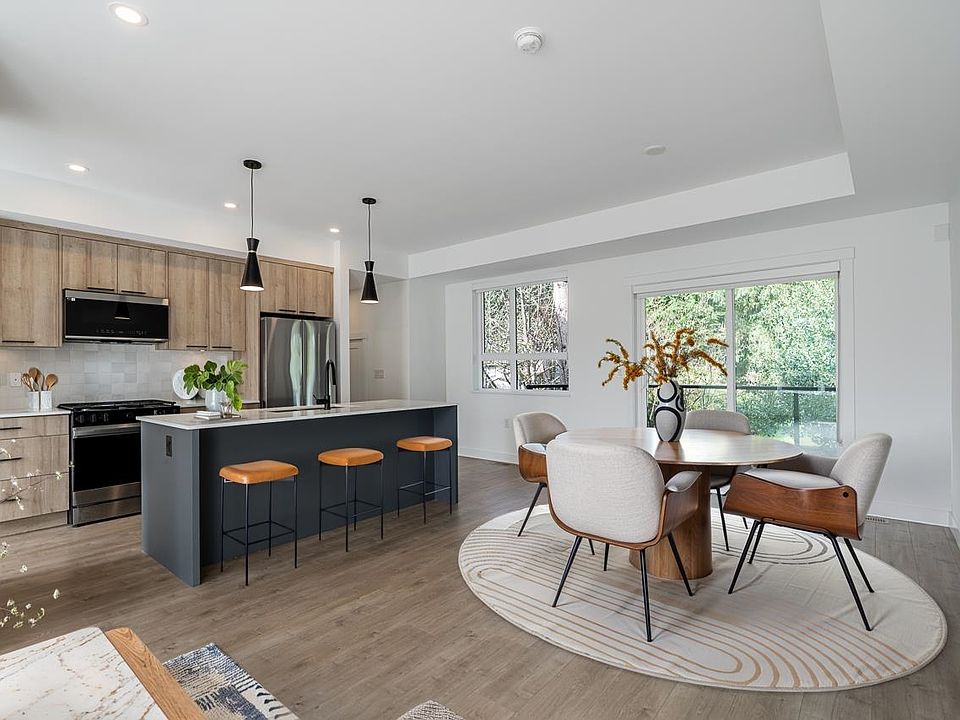 1st image of 10527 155th St #14