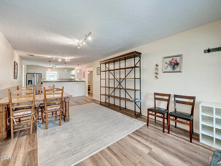 420 Water Oak Cir — Photo 24