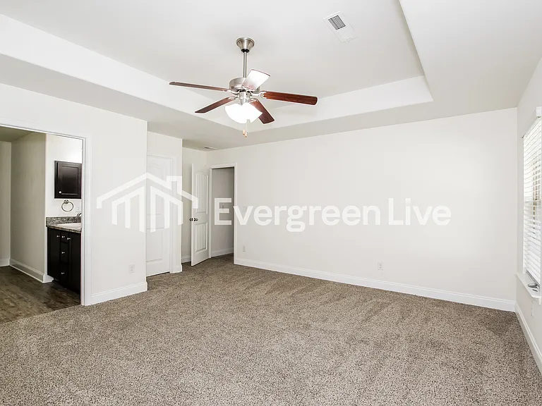 6821 Oaklawn Ln — Photo 7