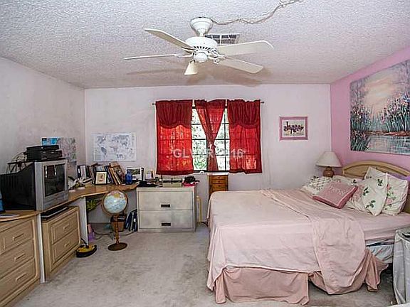 4th image of 3248 Dayflower St #4