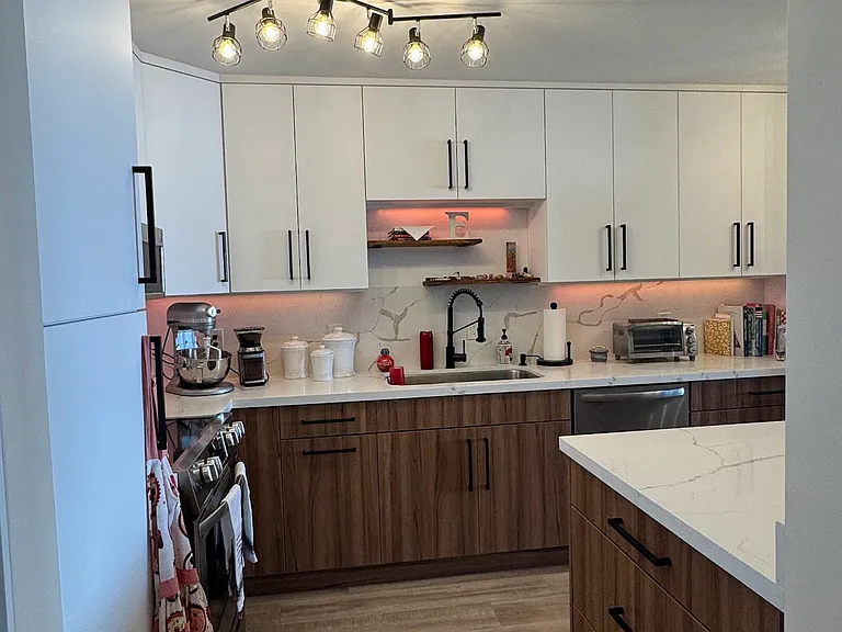 8752 SW 12th St — Photo 5