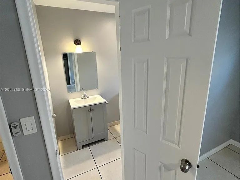1508 NW 8th Ave #1 — Photo 13