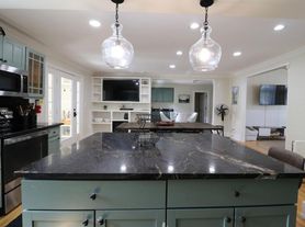 1952 Quechee Main St