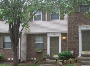 1229 Maple Shade Ln, Charlotte, NC 28270