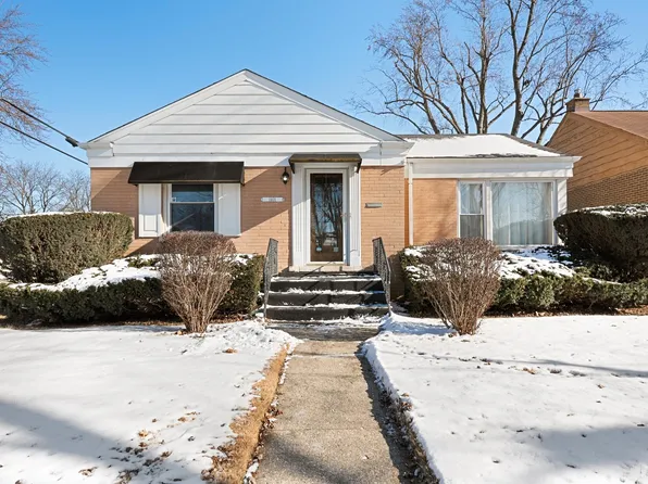 1401 Boeger Ave, Westchester, IL 60154