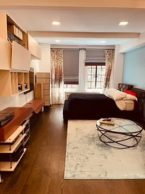 Rented by Oxford Property Group | media 24