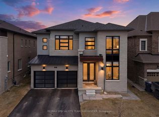 23 Duxbury Rd N, Brampton, ON L6R 4E2