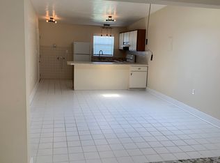 250 N 4th St #2, Cocoa Beach, FL 32931