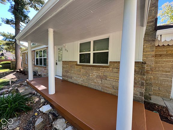 4th image of 1358 N Ridgeview Dr