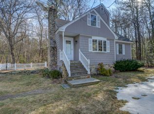 7 Maple Dr, Saco, ME 04072