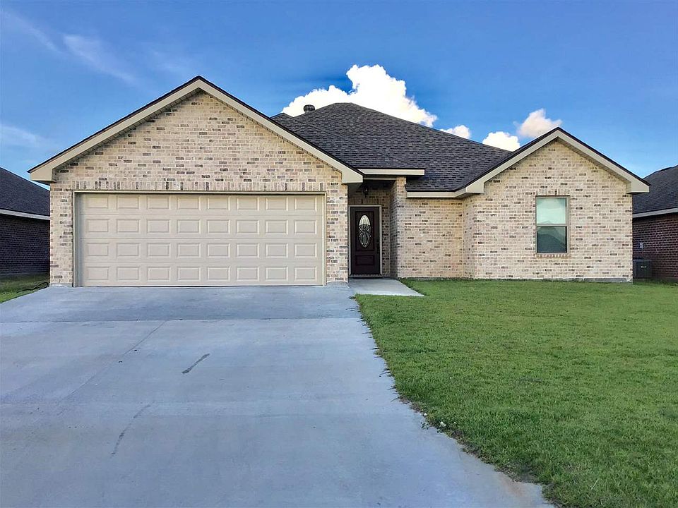 1st image of 416 Galvez Ln
