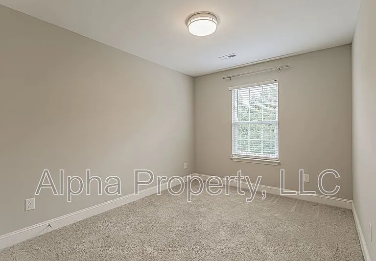 830 Chartwell Dr — Photo 17