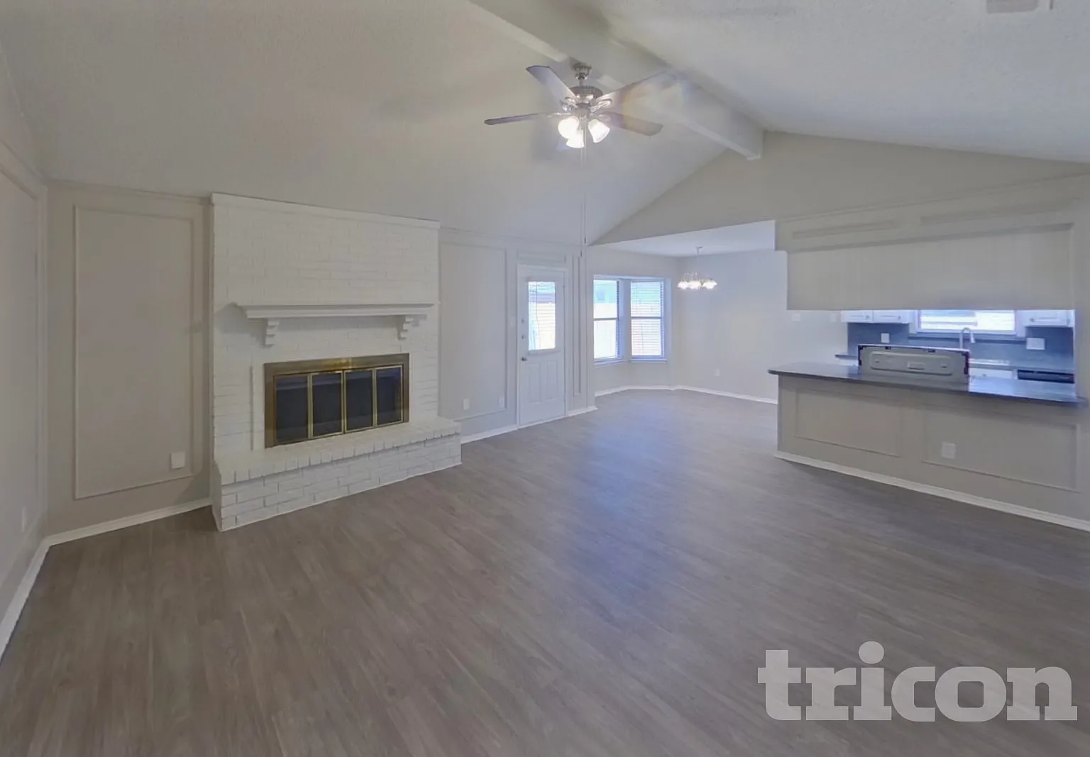 802 Wind Brooke Drive Arlington TX — Photo 4