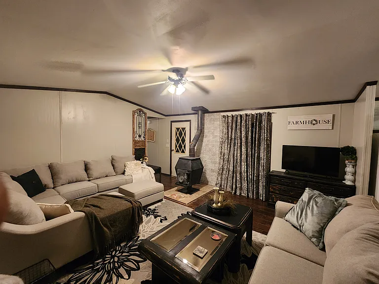 245 Frontier Trl — Photo 4