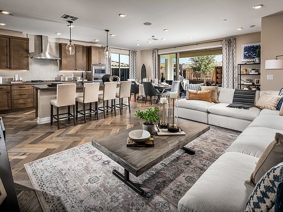 Valletta Great Room - Model Home