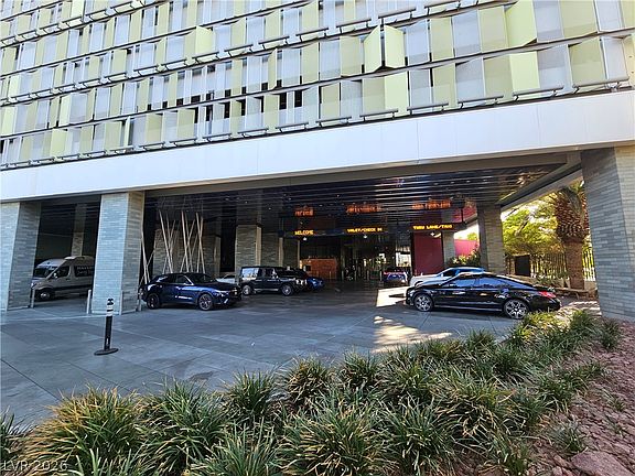 4th image of 4381 W Flamingo Rd #2116