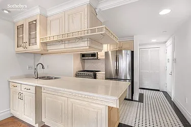 Rented by Sotheby's International Realty