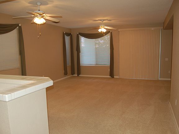 Dining/Living room