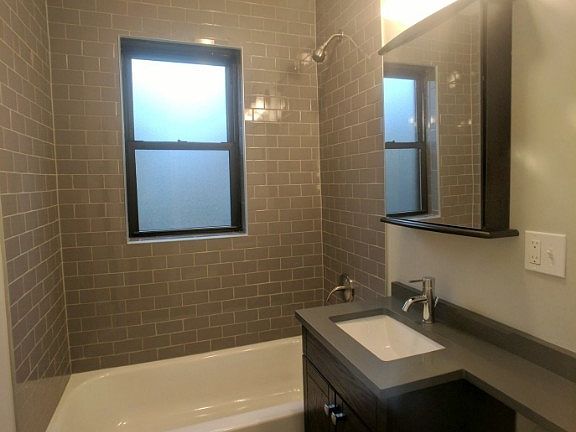 5th image of 4546 N Damen Ave #4546213