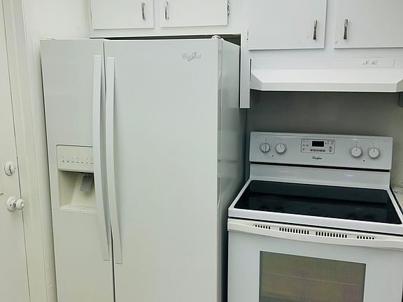 2nd image of 614 NW 13th St #280