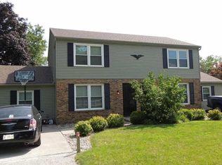 13818 Elvina Dr, Leo, IN 46765