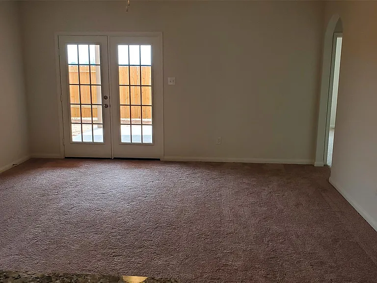 413 Bracken Hill Dr — Photo 6