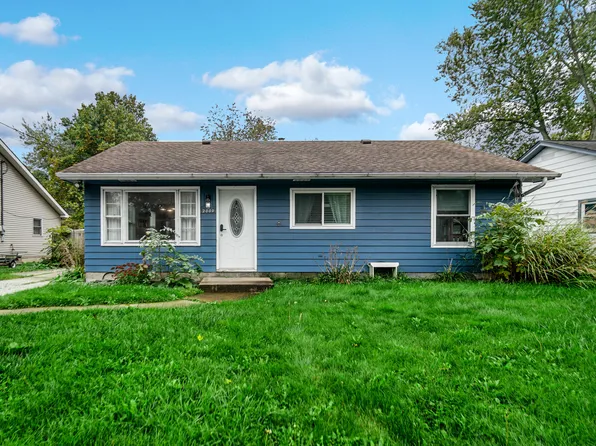 2009 W Porter Ave, Chesterton, IN 46304