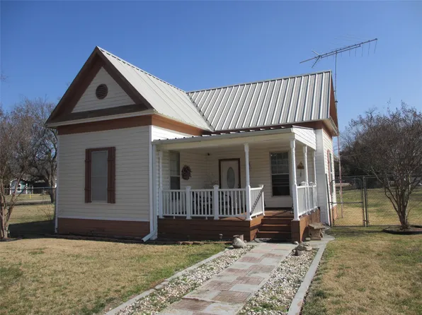 608 N Colorado St, Whitney, TX 76692