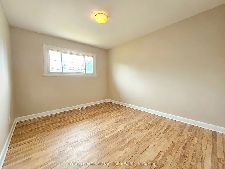 2368 Drury Ln #MAIN — Photo 13