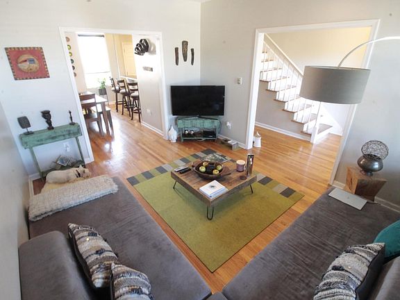 Full View - Living Room