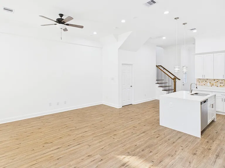 4619 Stassen St #B — Photo 5