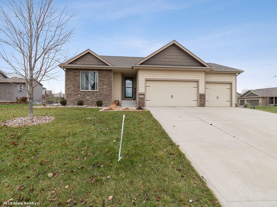 1st image of 4305 NE Briarwood Dr