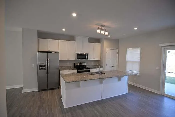 4316 Summercrest Blvd — Photo 3