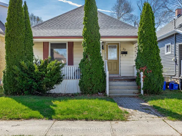 33 Terrence St, London, ON N5Z 1C3