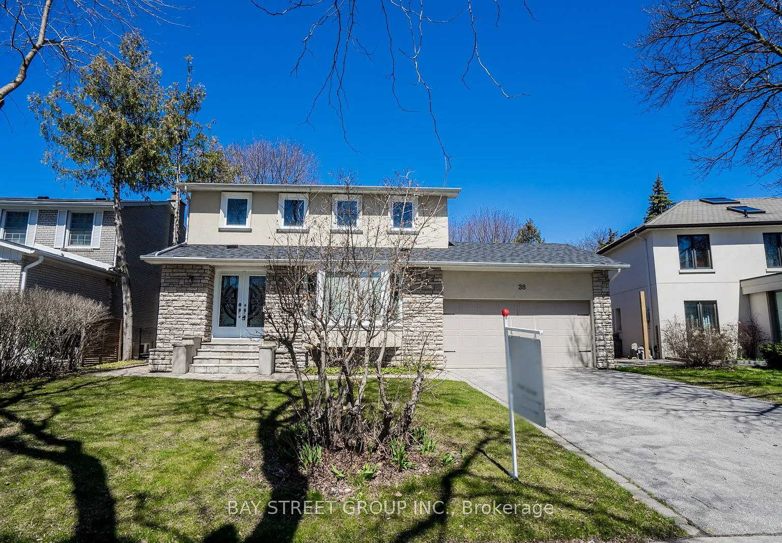5 bed, $6,500 — Photo 1